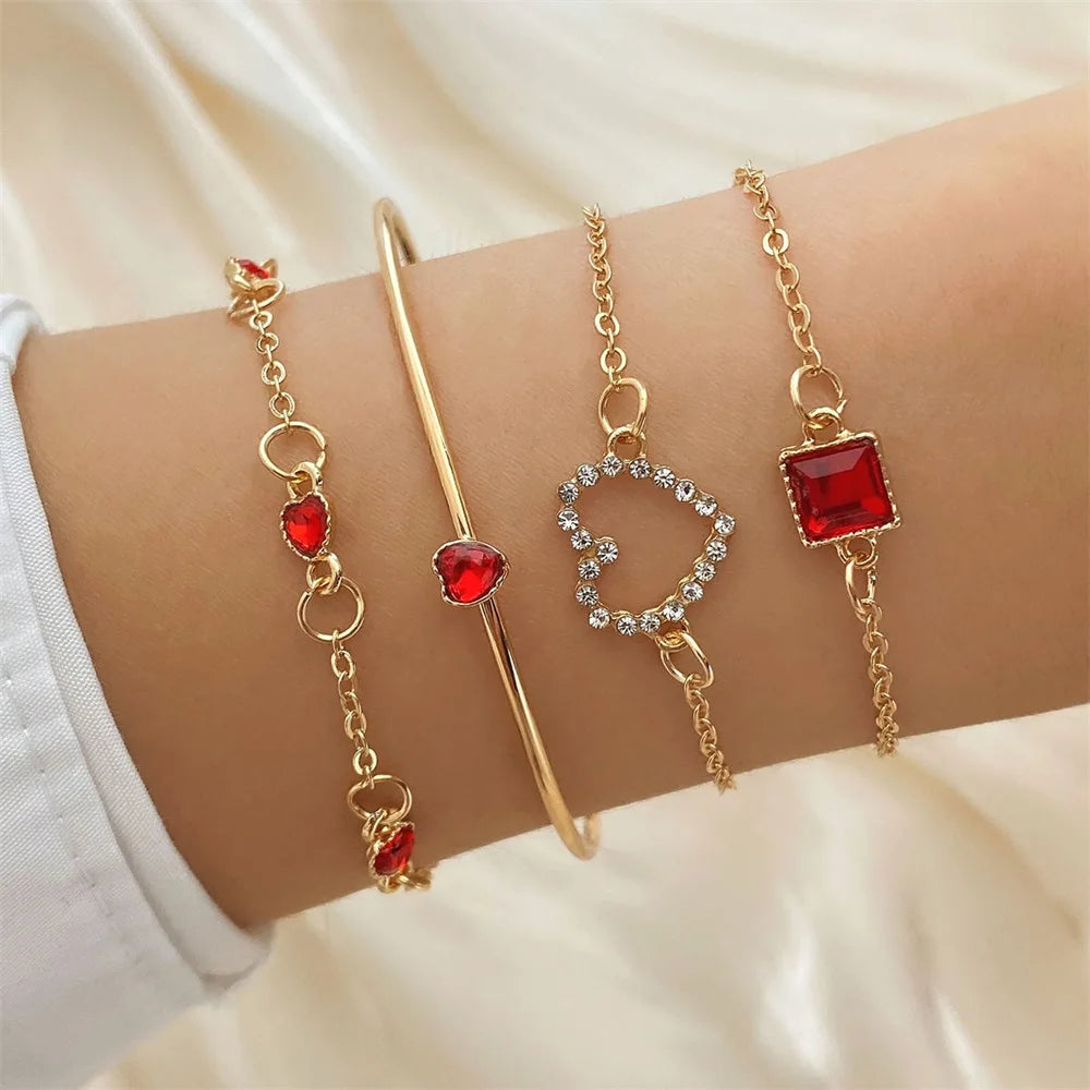 Elegant Heart Chain Bracelet - Geometric Crystal Charm Jewelry Gift
