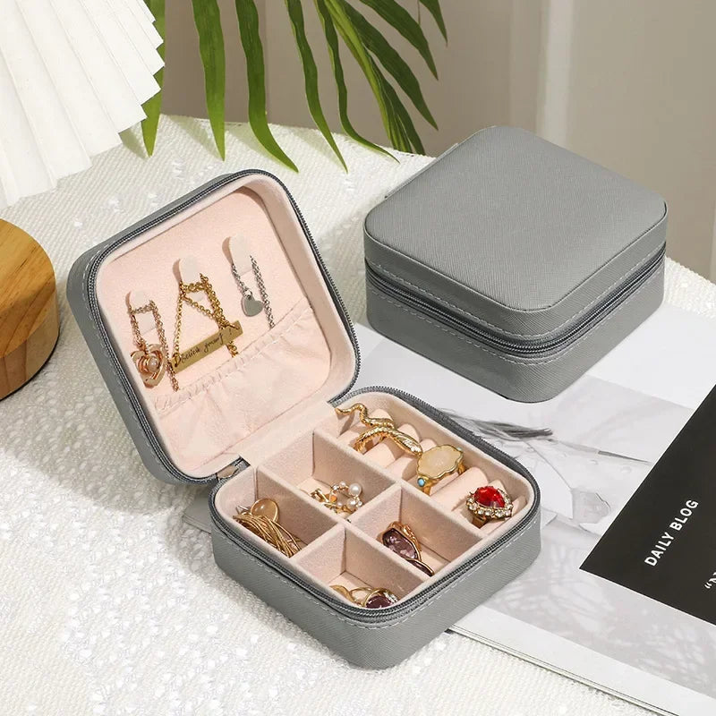 Portable Leather Jewelry Organizer Box - Travel-Friendly Storage Case
