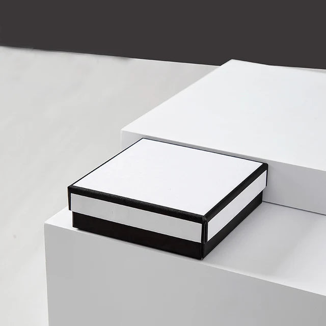 Black & White Jewelry Box - Elegant Display for Rings & Bracelets