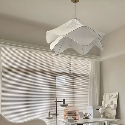 Retro Crème Kroonluchter van Stof met Bloemblad Elegant Landelijk Hanglamp voor Warme en Romantische Sfeer in Huis